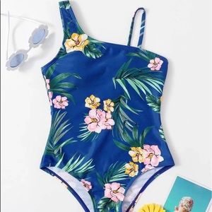 SHEIN Off the shoulder swim suit